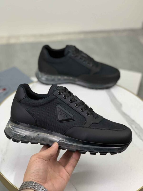 prada prax grau (kopie)