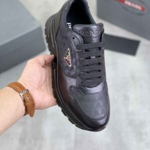 prada downtown weiß/schwarz (kopie)