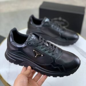 prada prax 01 blau/gelb/rot (kopie)