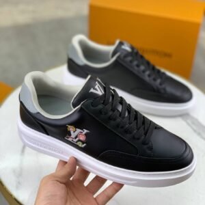 louis vuitton luxembourg – weiß mit lv stickerei (kopie)