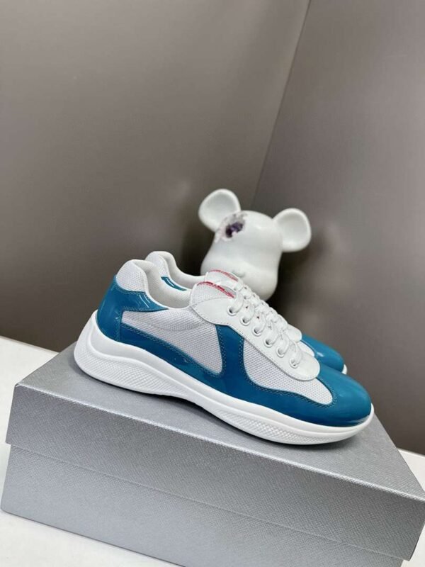 prada cups weiß/babyblau (kopie)