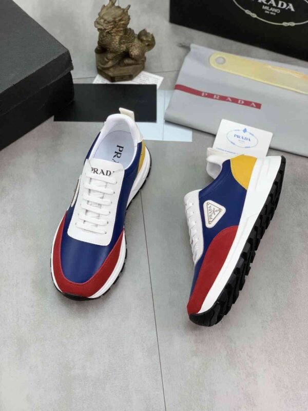prada prax weiß (kopie)